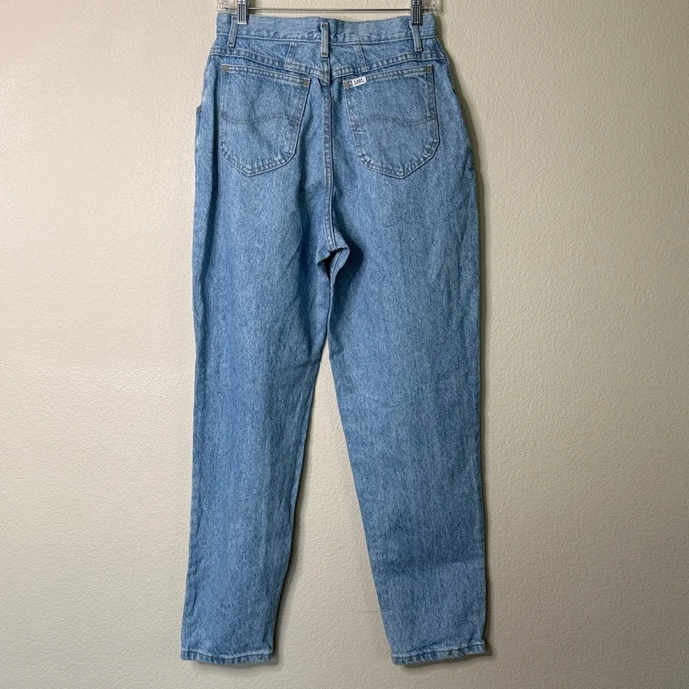 Lee small stain